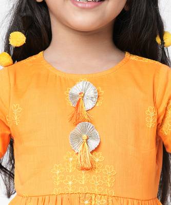 Khoochi poochi girls orange kurta with dhoti 4
