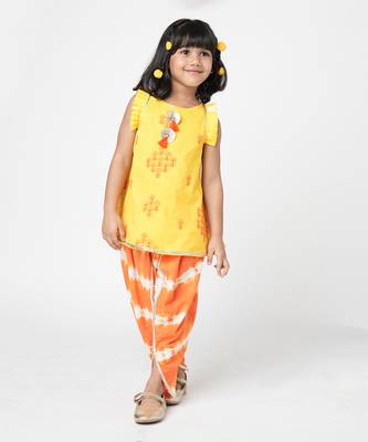 Khoochi poochi girls yellow kurta with dhoti 1