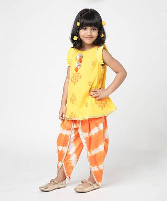 Khoochi poochi girls yellow kurta with dhoti 2