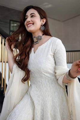 White Anarkali Kurti With Dupatta Set 4