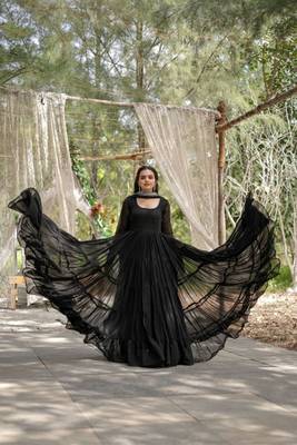 Tiered Stylish Black Color Women Gown With Dupatta Set 2