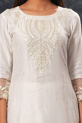 Harshita - Ivory Suit Set 3