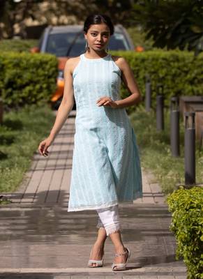 Kesar - Blue Sleeveless Suit Set 2