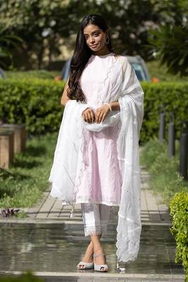 Kesar - Pink Sleeveless Suit Set 1