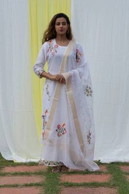 Parineeta - Ivory Suit Set 2