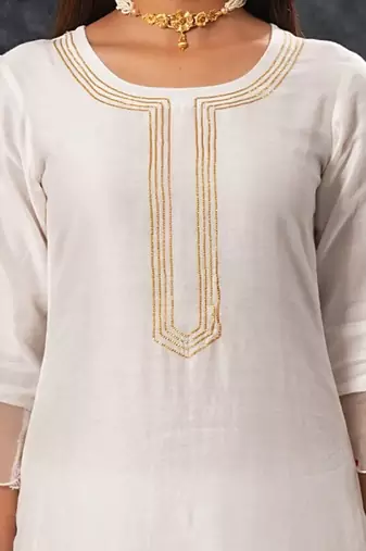 Radhika - Ivory Suit Set