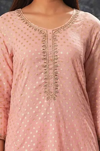 Rajnandini - Pink Suit set