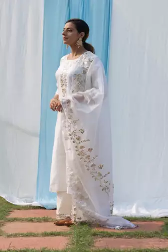 Rajshree - Ivory Suit Set