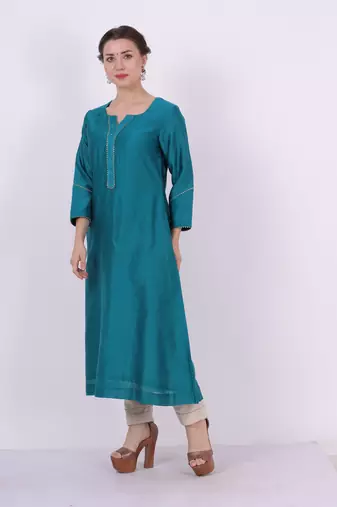 Saroj  - turquoise Suit Set