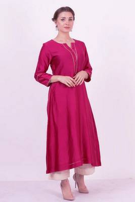 Saroj  - Wine Suit Set 2