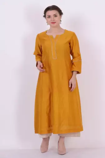 Saroj  - yellow Suit Set