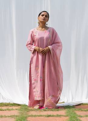 Titli - Onion Pink Suit Set 3