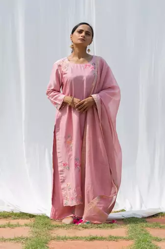 Titli - Onion Pink Suit Set