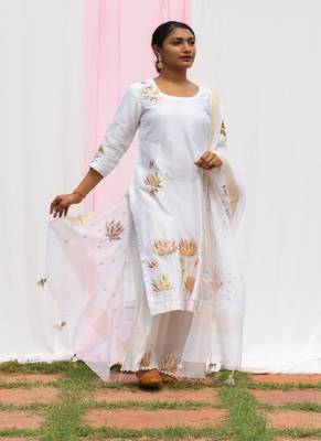Lotus - Ivory Suit Set 1