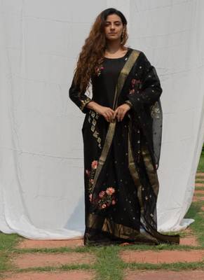Parineeta - Black Suit Set 1