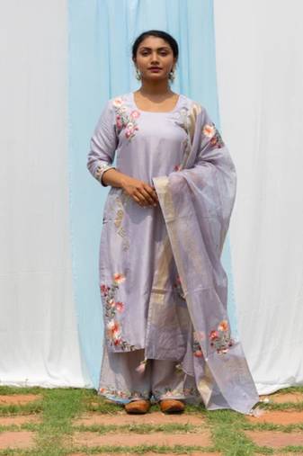 Parineeta - Light Grey Suit Set