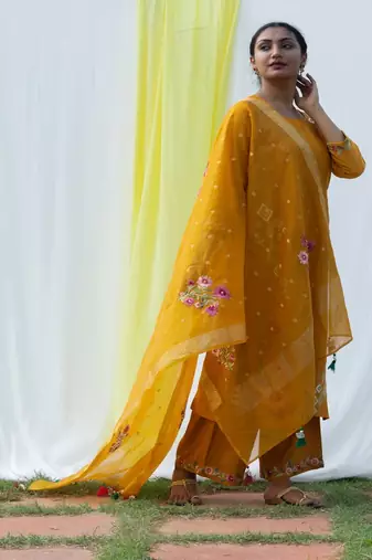 Parineeta - Yellow Suit Set