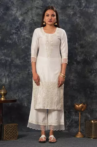 Raasika - Ivory Suit Set