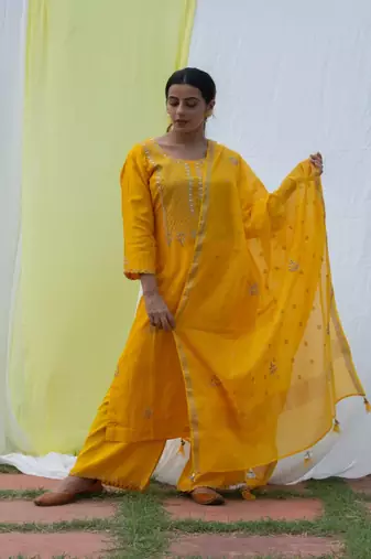 Raj - Yellow Suit Set