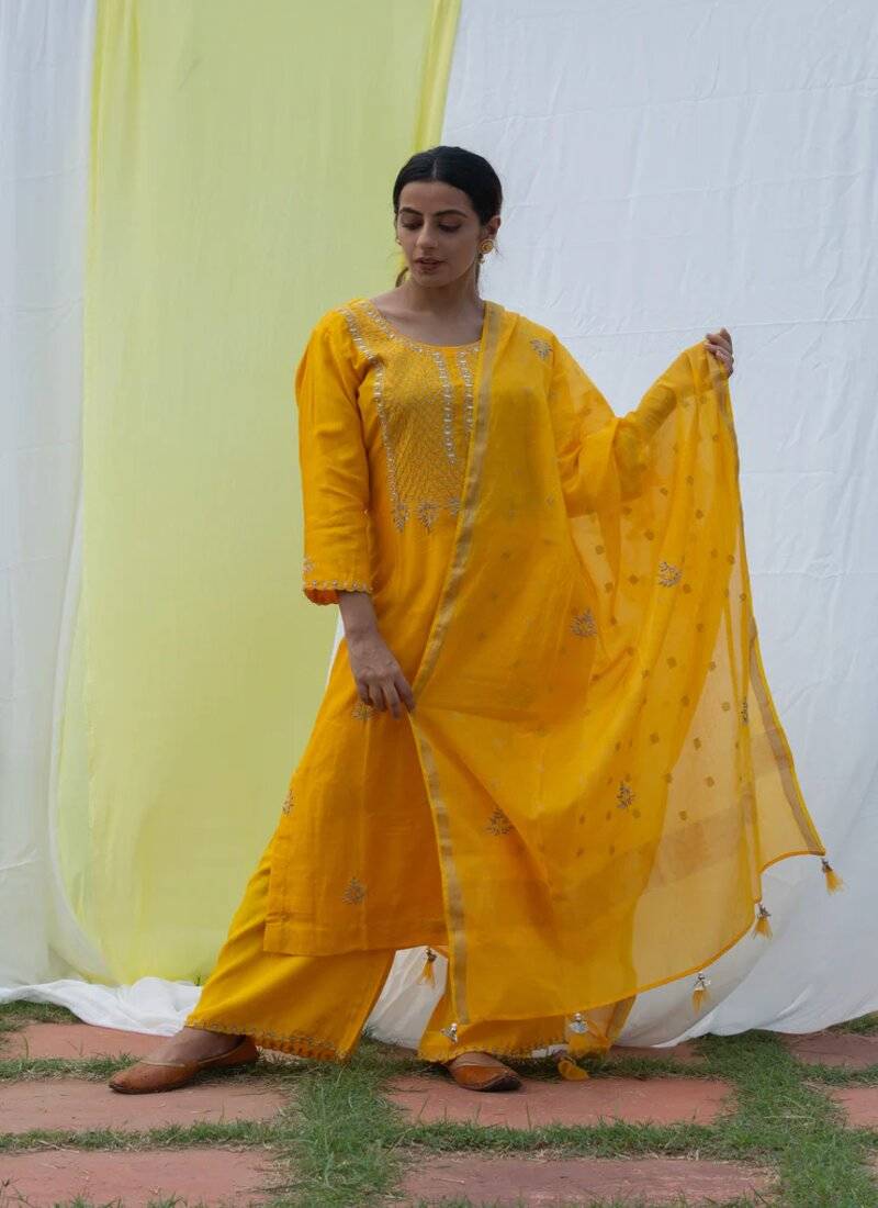 Raj - Yellow Suit Set