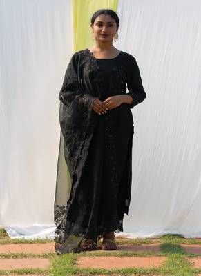 Rajdulari - Black Suit Set 1