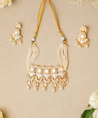 White kundan chokers set 1