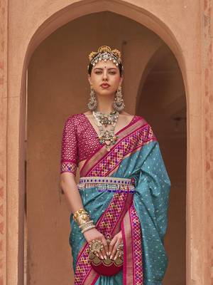 Elora Soft Silk Printed Patola Saree For Women (Sky Blue) 2