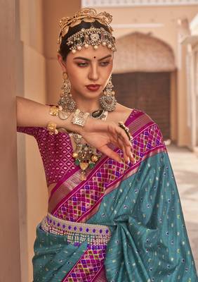 Elora Soft Silk Printed Patola Saree For Women (Sky Blue) 3