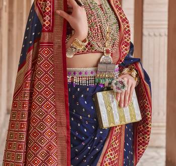 Elora Soft Silk Printed Patola Saree For Women (Navy Blue) 4