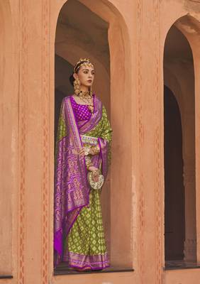 Elora soft silk printed patola saree for women (mahendi green) 4