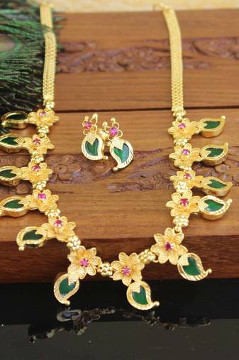 Temple gold plated palakka mango necklace