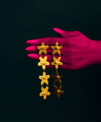 Kamal aankhen earrings 1