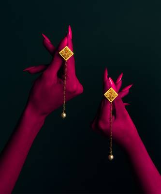 Nalini drop earrings 1