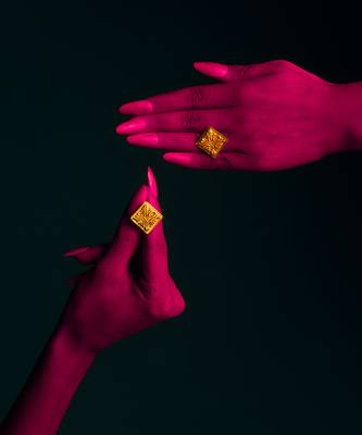 Nalini stud earrings 1