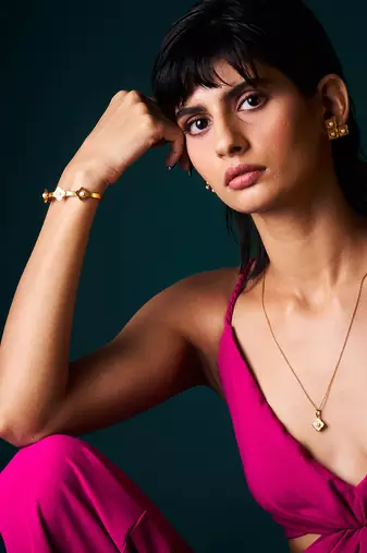 Chameli jewellery set with long necklace