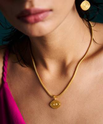 Drishti jewellery set with earrings and necklace 4