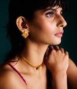 Nalini jewellery set with studs and choker