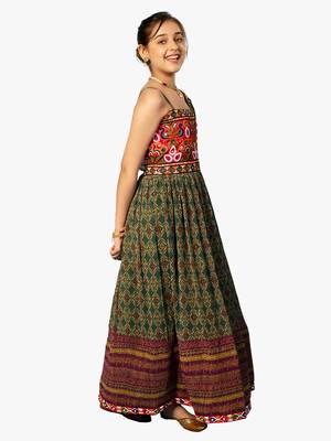 girl's one shoulder green navratri dress 5