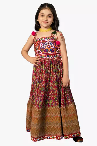 girl's shoulder straps pink navratri dress