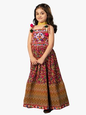 girl's shoulder straps pink navratri dress 4