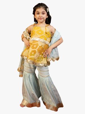 girl's yellow floral sarara set 4