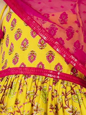 girl's jaipuri printed kurta with pant and dupatta (set of 3) 3