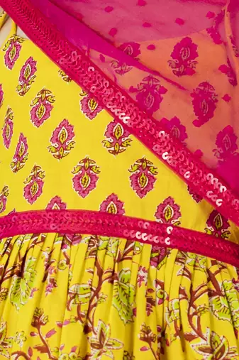 girl's jaipuri printed kurta with pant and dupatta (set of 3)