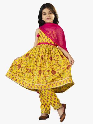 girl's jaipuri printed kurta with pant and dupatta (set of 3) 4
