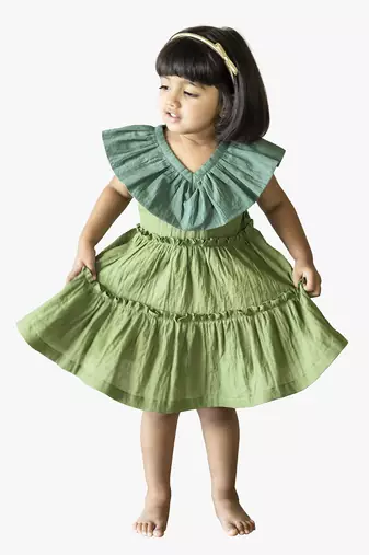 girl's green twilight dress