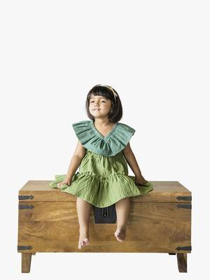 girl's green twilight dress 5