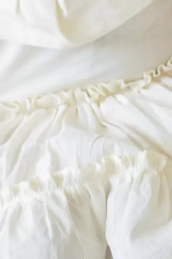 girl's off-white twilight dress