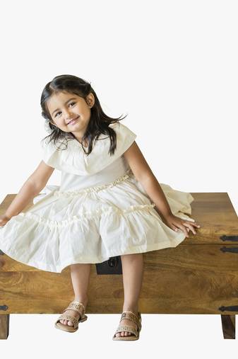 girl's off-white twilight dress