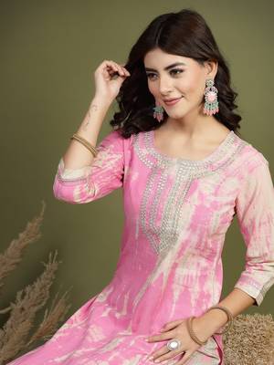 Women pink color embroidery kurta pant set 4