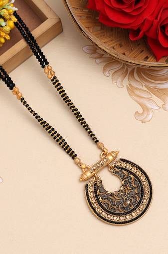 White color long mangalsutra